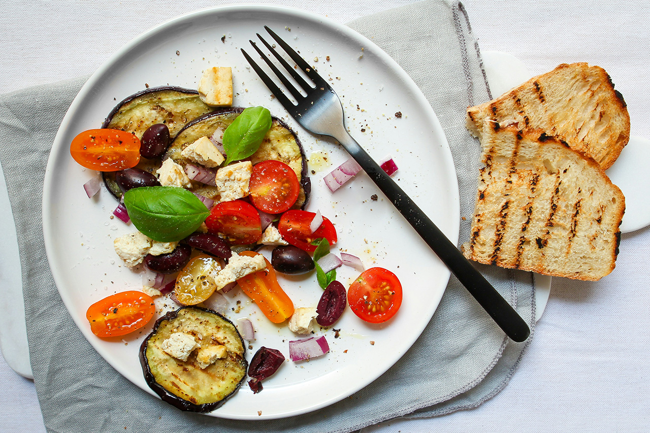 Padlizsán feta sajttal és balzsamecettel